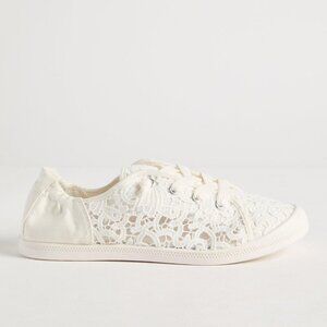 Torrid Crochet Ruched Sneaker, Cream, Size 10 WIDE